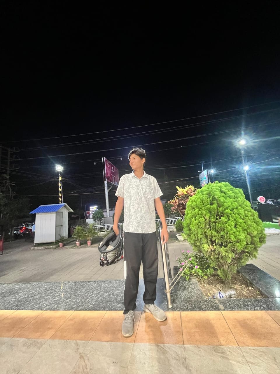 1e199930 bbb0 48a0 8f62 05b428bec39a